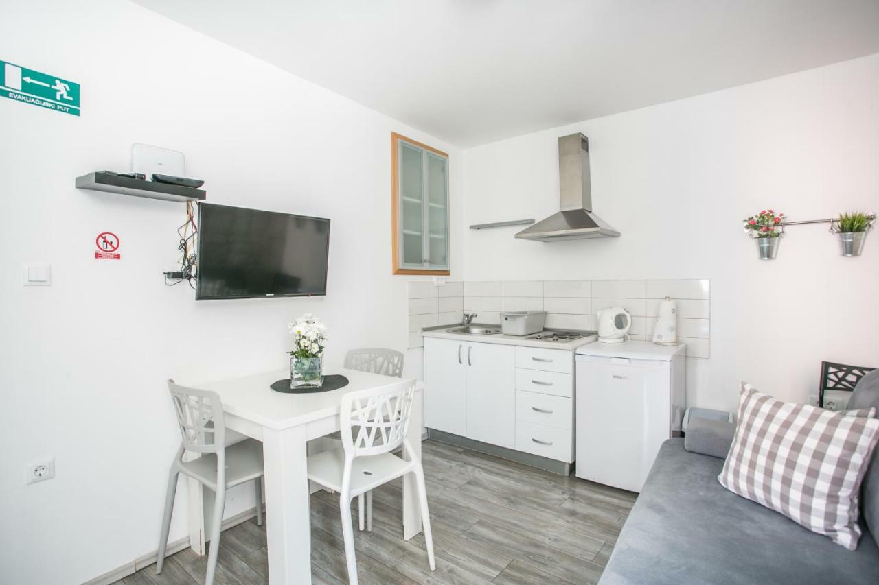 Tragos Lemon Tree Apartment Trogir Luaran gambar